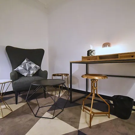Szálloda Madrigal 3*