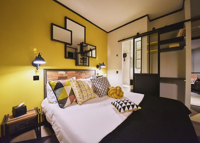 Hotel Madrigal 3*