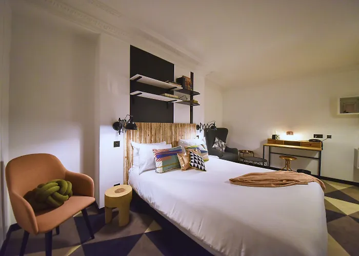 Hotel Madrigal Paris