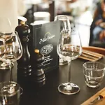 Hotel Madrigal París
