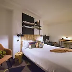 Hotel Madrigal París