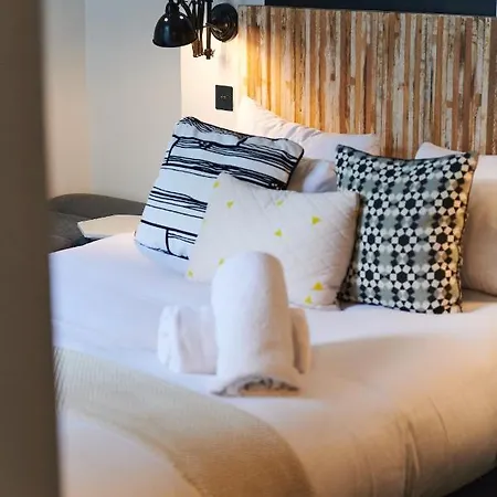 Madrigal 3* Paris