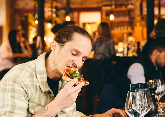 Hotel Madrigal Parijs